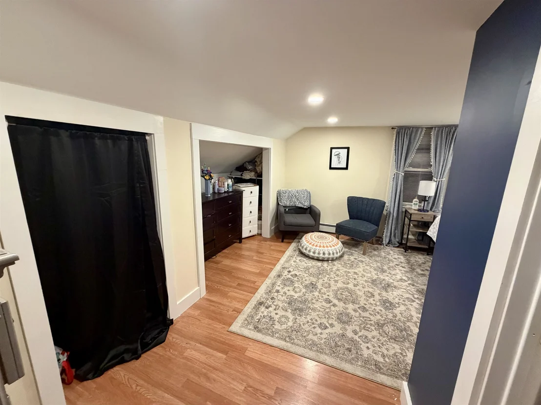 Photo of 113 Plain