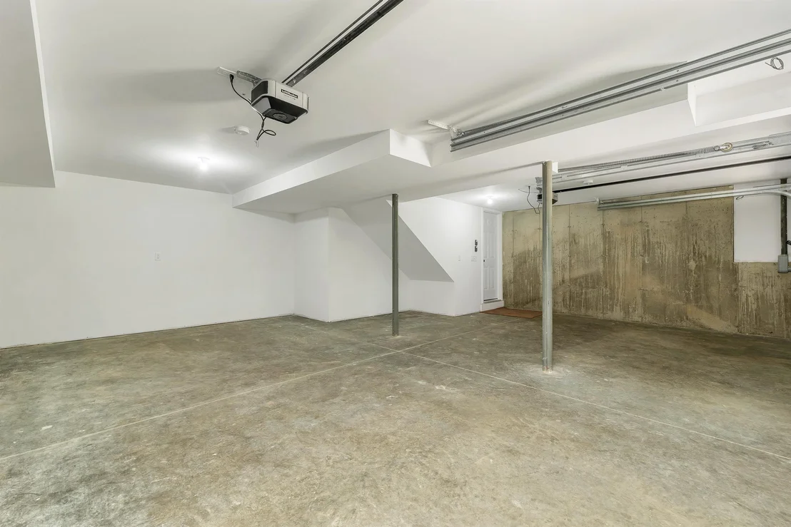 Photo of 145 Holmes