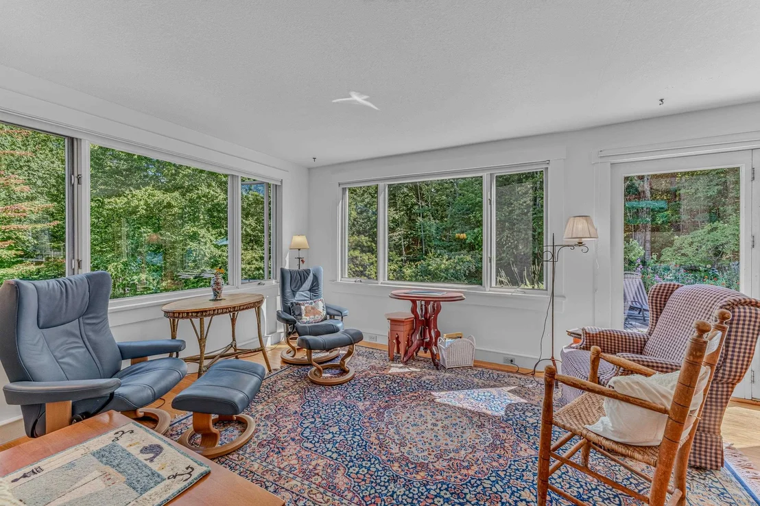 Photo of 381 Toad Hill