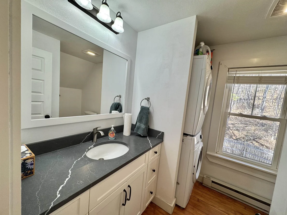 Photo of 424 Intervale Cross