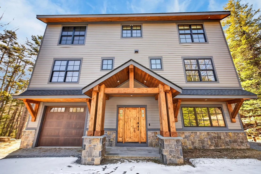 Photo of 3 Slopeside