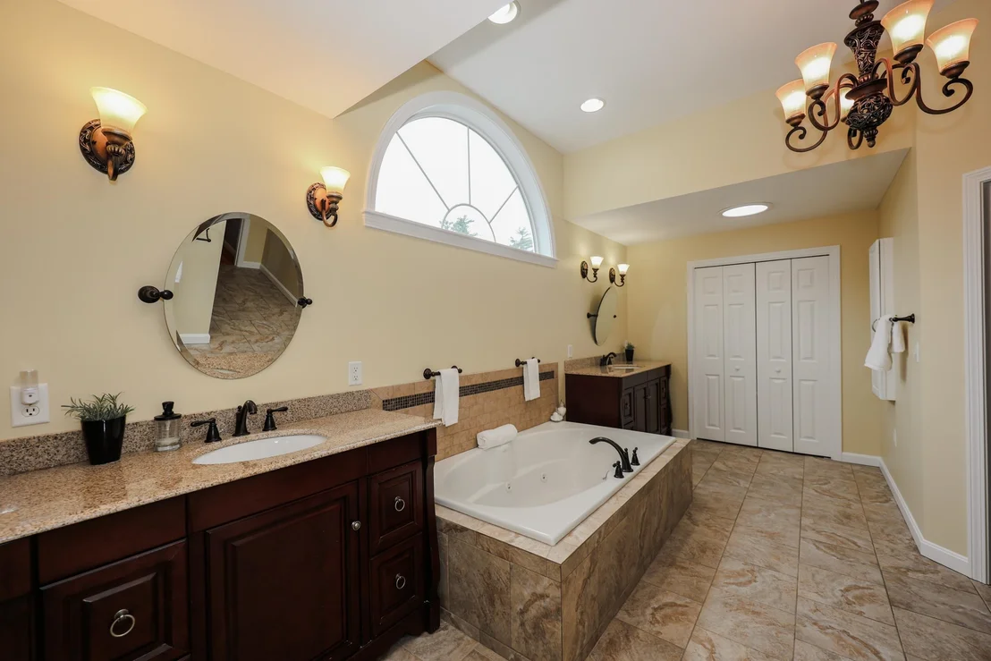 Photo of 1 Valleyview