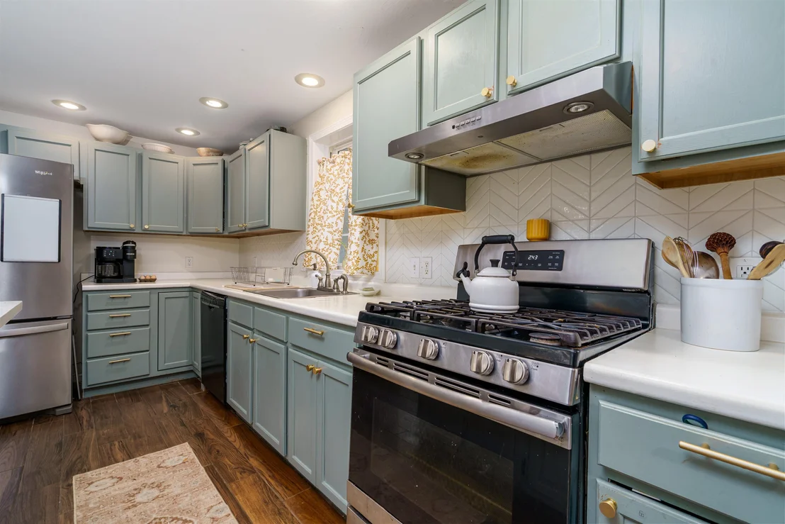 Photo of 37 Tamarack