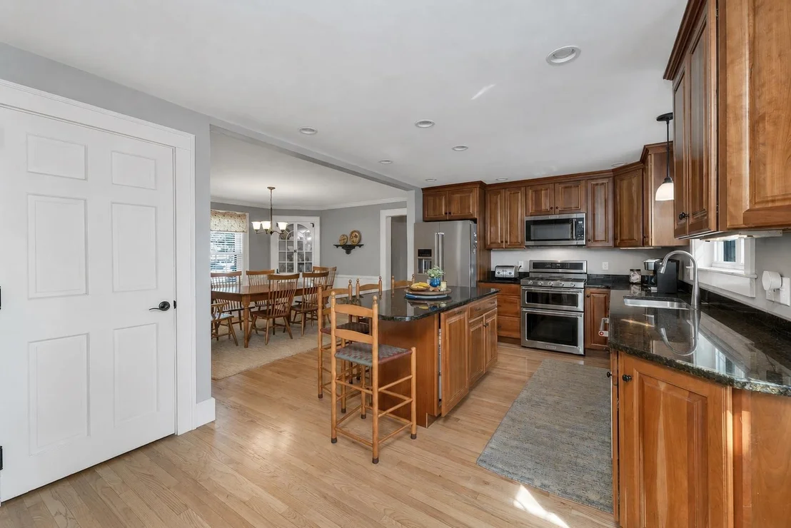 Photo of 2 Glendale