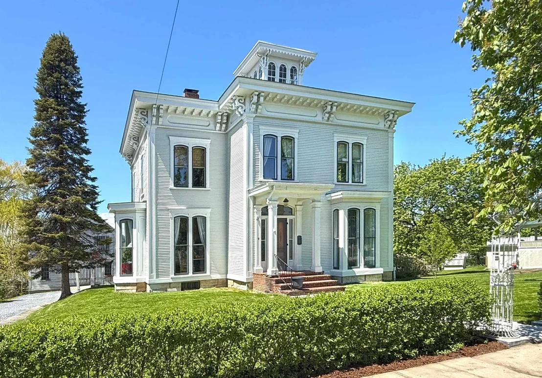 Photo of 72 Main