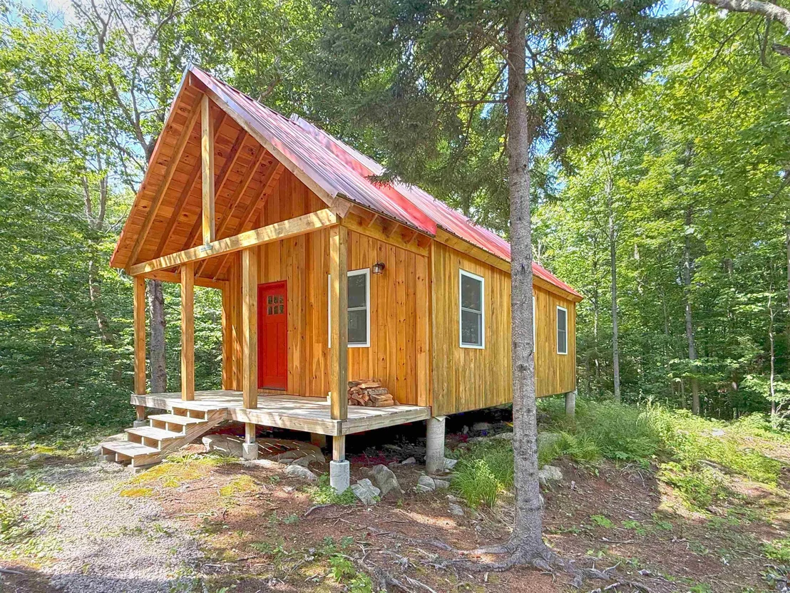 Photo of 564 Eagles Nest