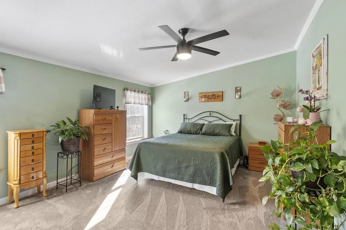 Photo of 168 Eagle Pond