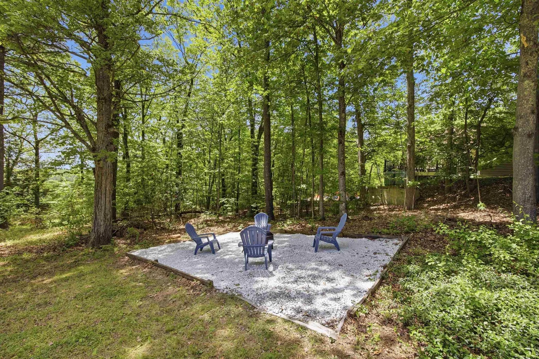 Photo of 5 Pinecrest