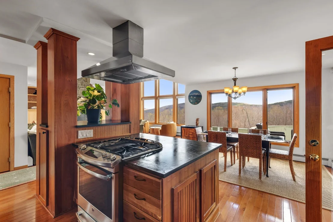 Photo of 109 Mountainside