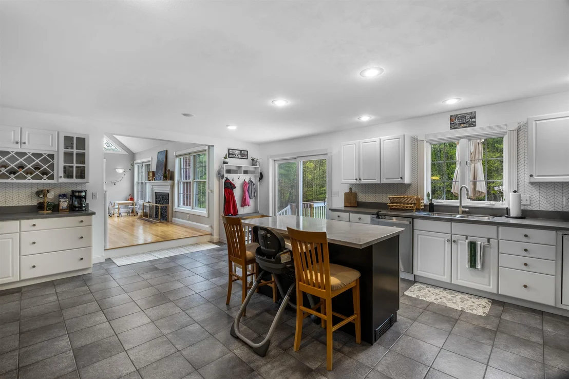 Photo of 278 Long Hill