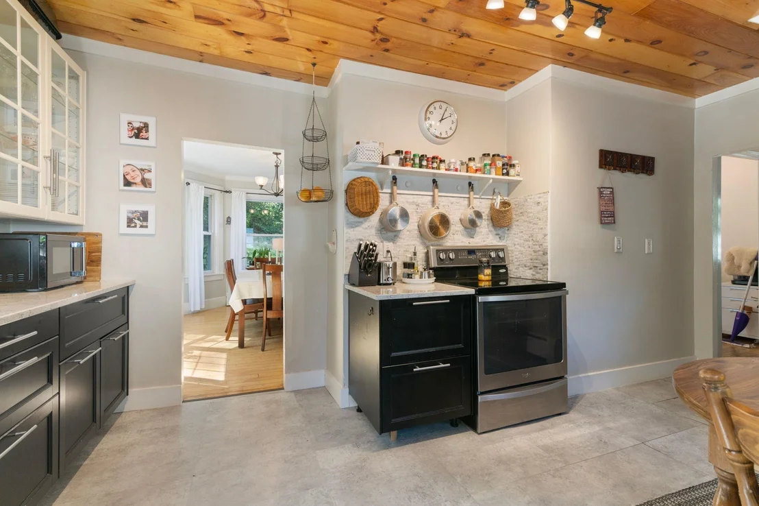 Photo of 36 Pine