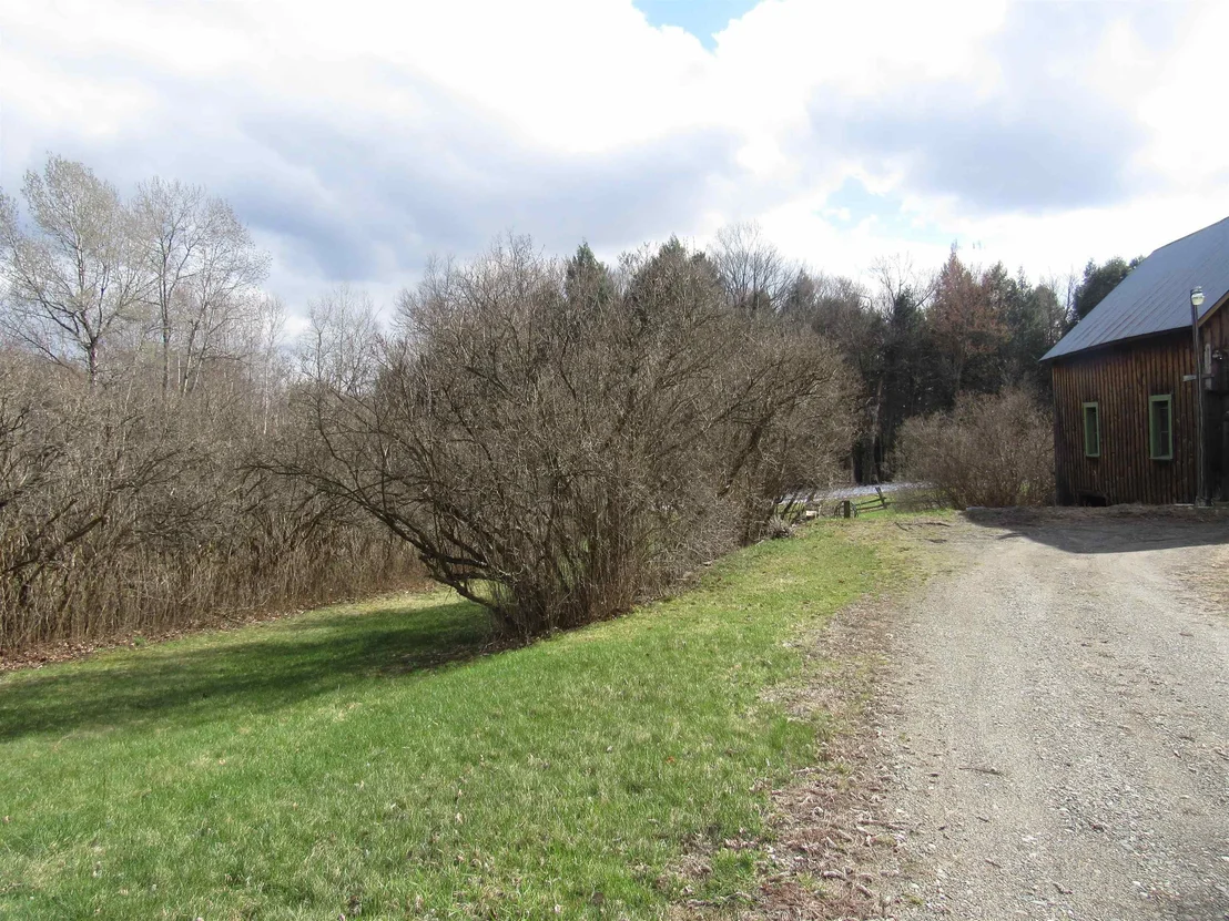 Photo of 701 Bluff
