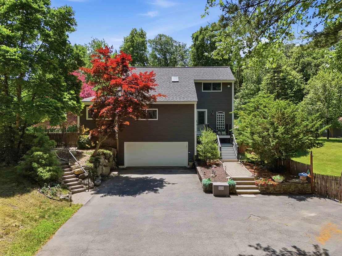 Photo of 60 Stanley Brook