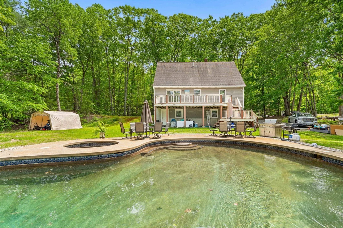 Photo of 9 Pondview