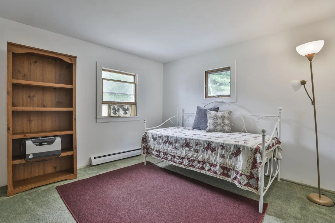 Photo of 10 N Mason