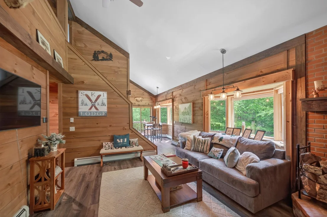 Photo of 68 Ellis Brook