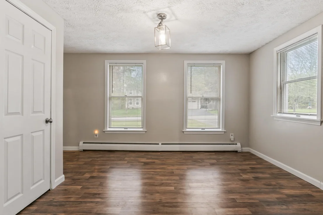 Photo of 35 Buttonwood