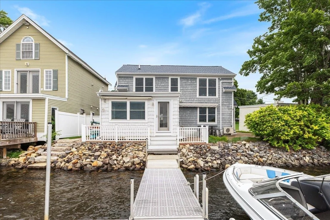 Photo of 31 N Shore