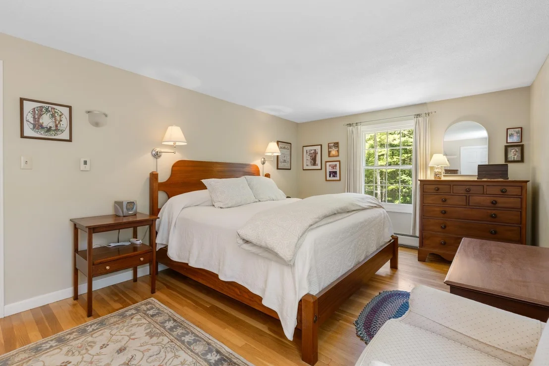 Photo of 6 AMBLER