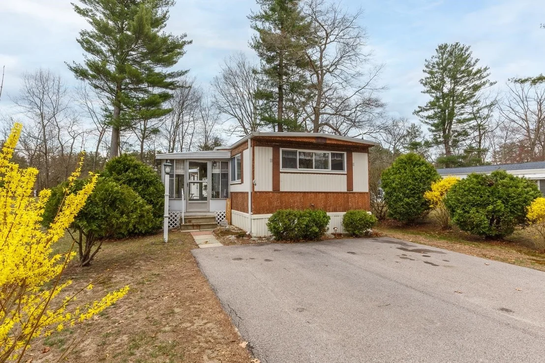 Photo of 4 Clovercrest