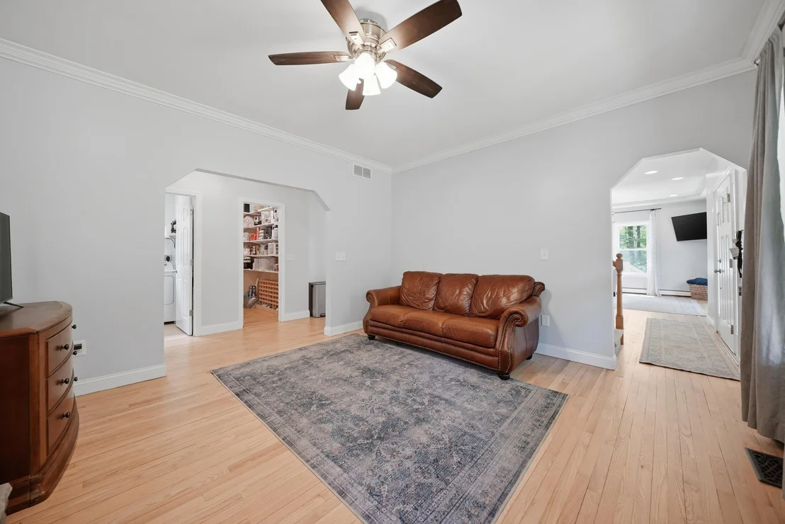 Photo of 7 Stony Point