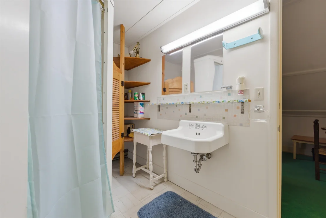 Photo of 2936 Hapgood Pond