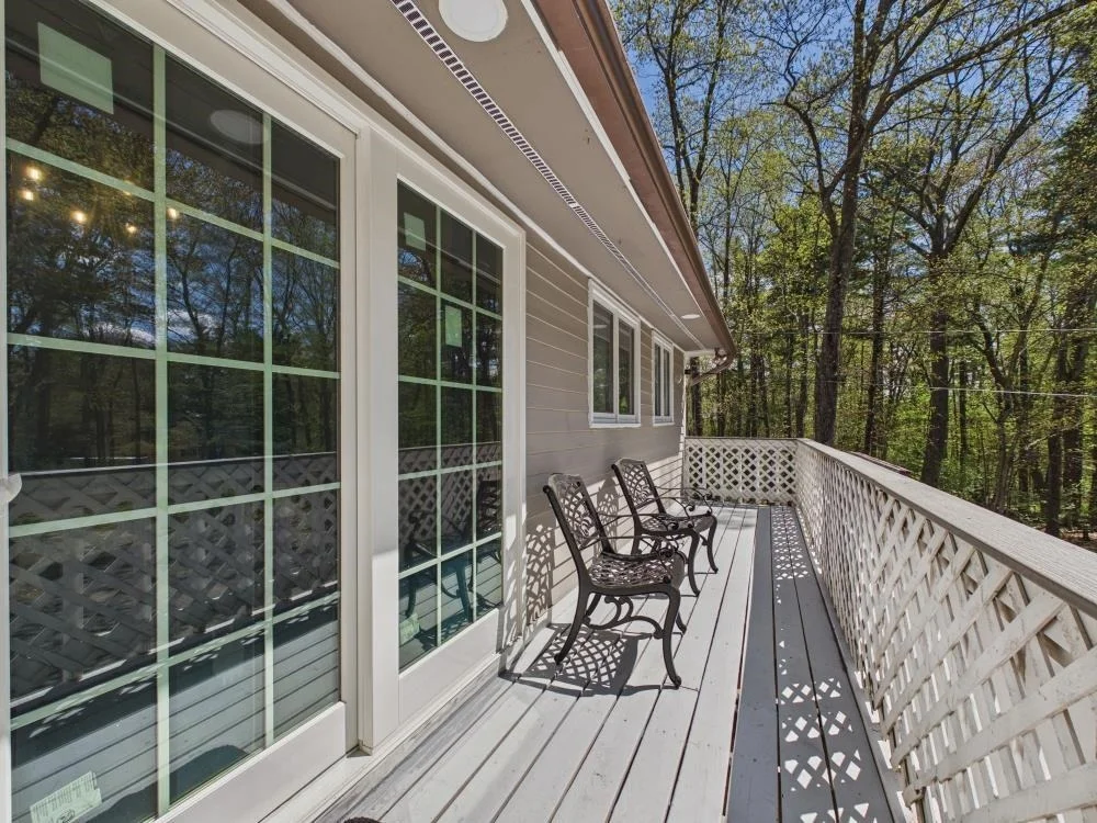 Photo of 6 Maple