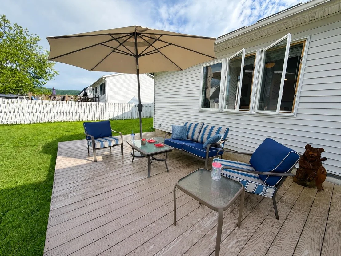 Photo of 23 Guyette