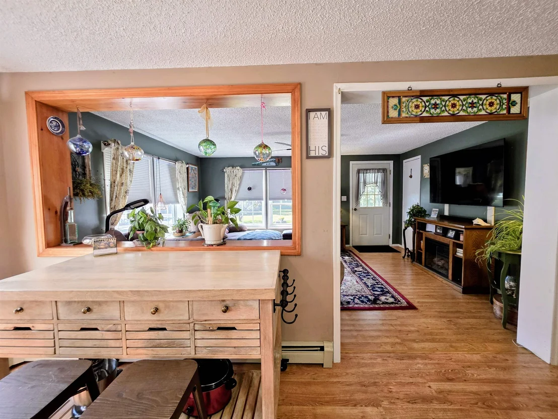 Photo of 255 Gray