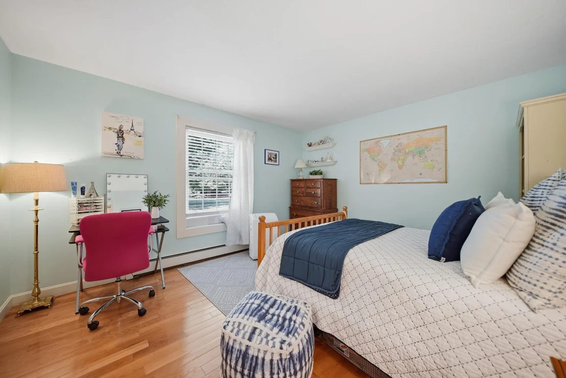 Photo of 451 Boston Post