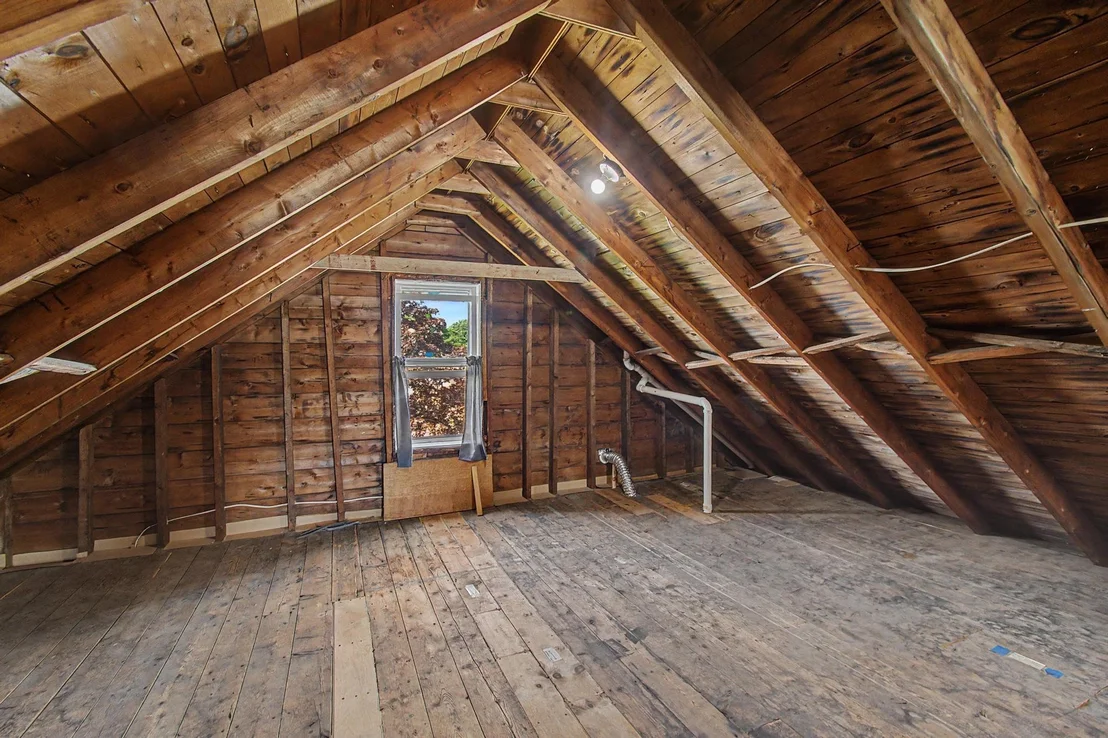 Photo of 64 Pine