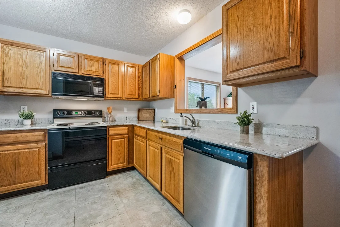 Photo of Unit J81 at J81 Eagle Ridge