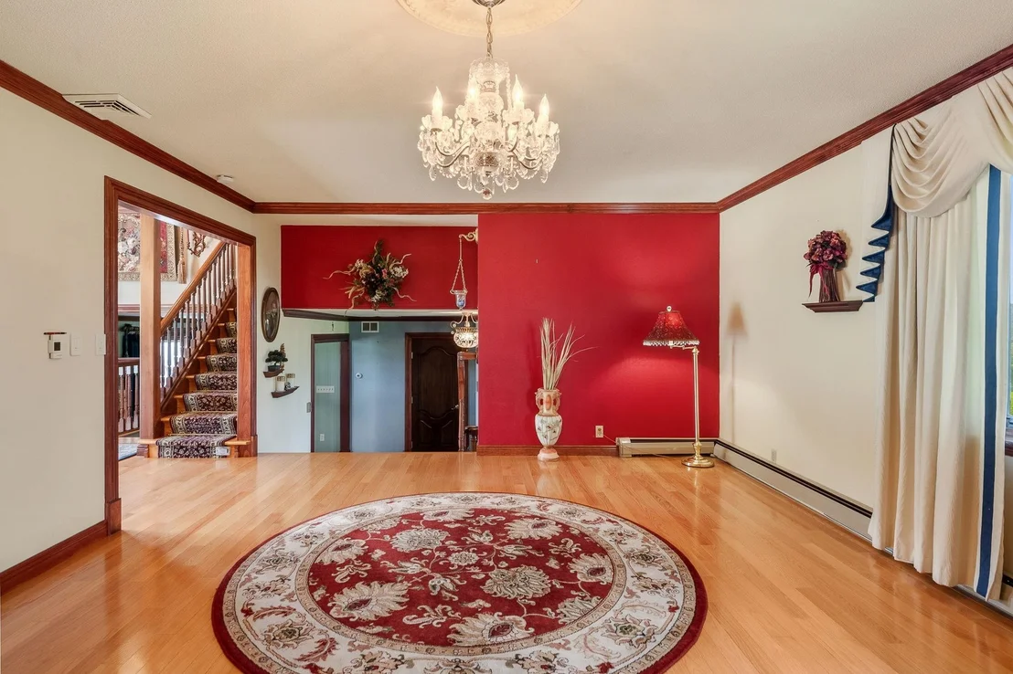 Photo of 210 McLeod