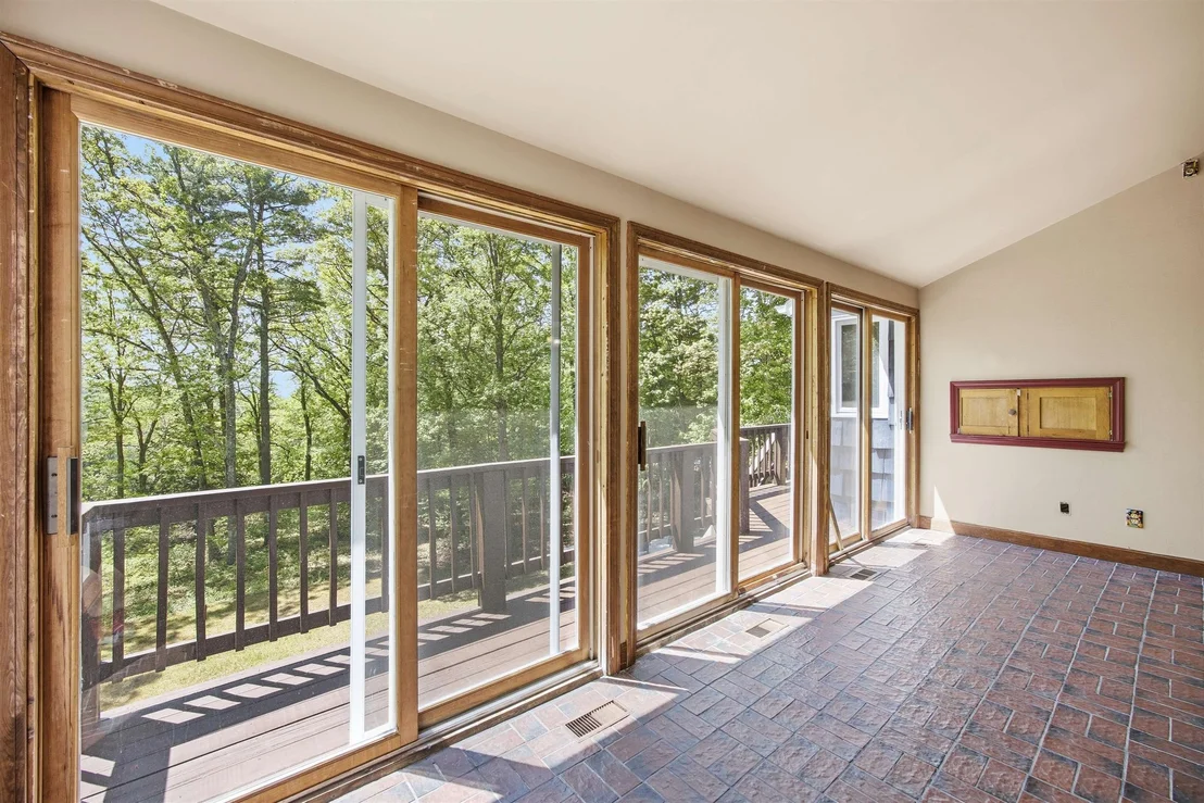 Photo of 5 Pinecrest