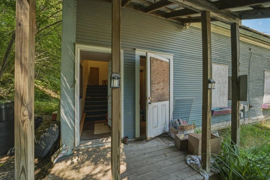 Photo of 200 Lower Main