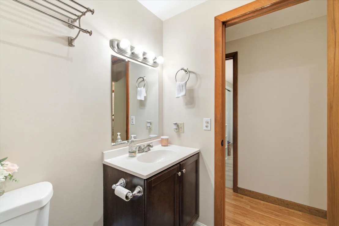 Photo of 103 Lacy