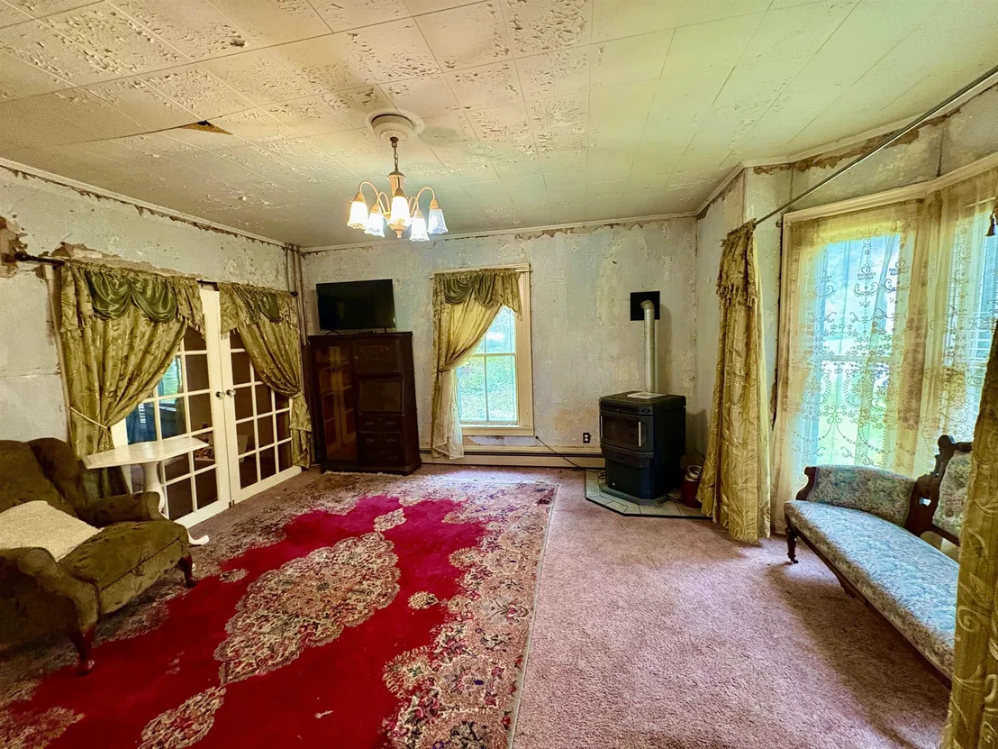 Photo of 1445 Maillett