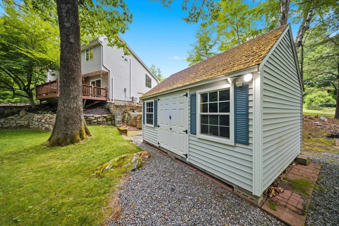 Photo of 107 Hackett Hill
