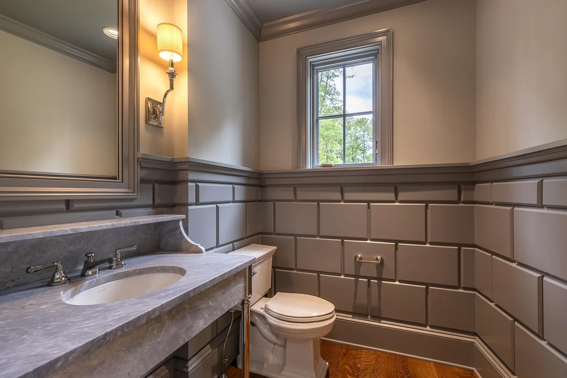 Photo of 551 West Fields
