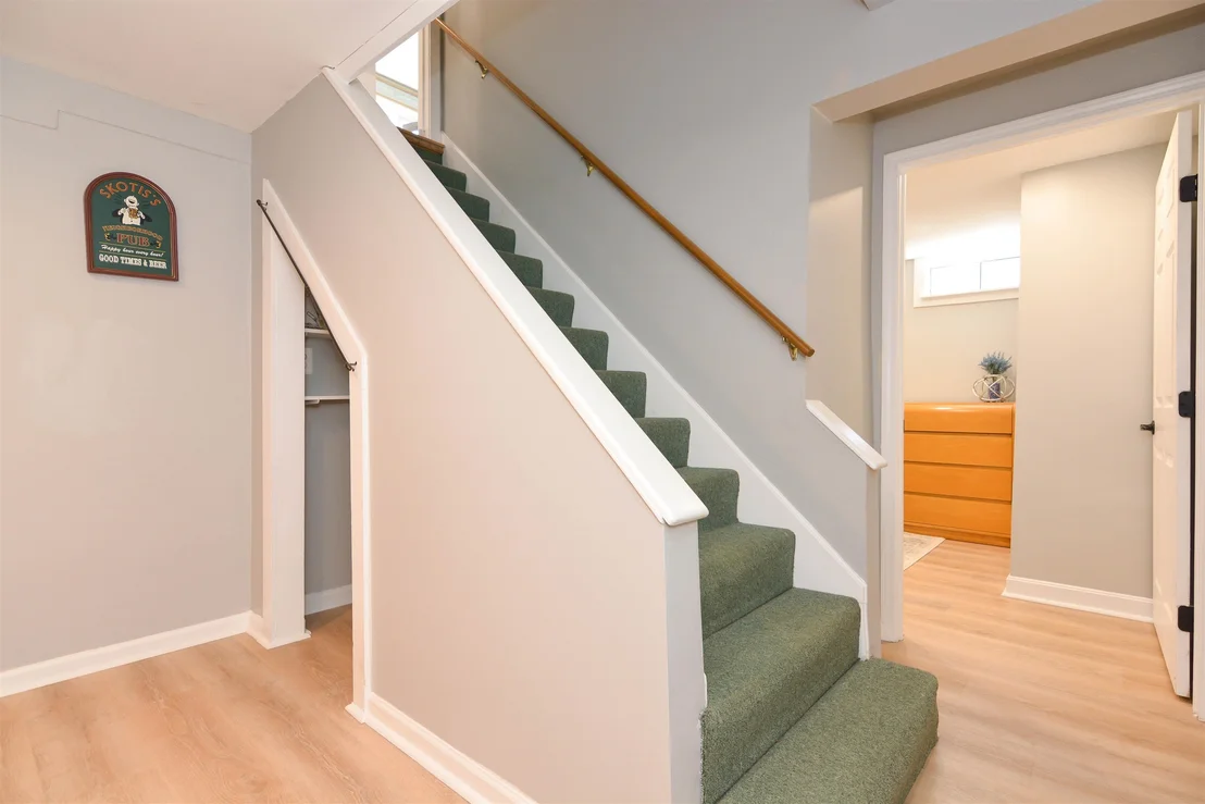 Photo of 10 Whidden