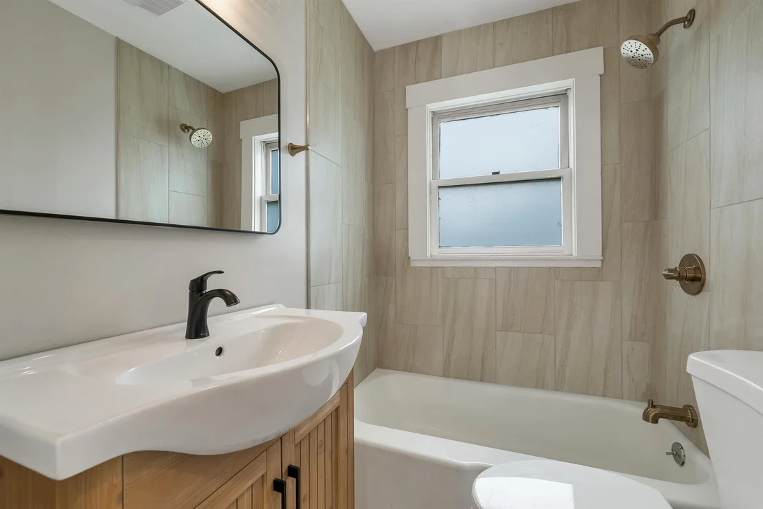 Photo of 33 Spruce