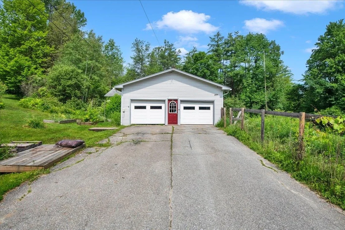 Photo of 204 Lawrence