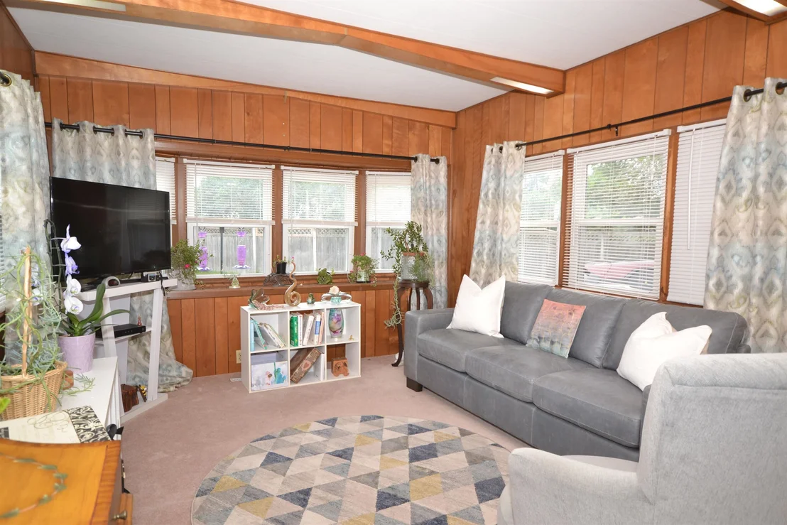 Photo of 71 Marlette