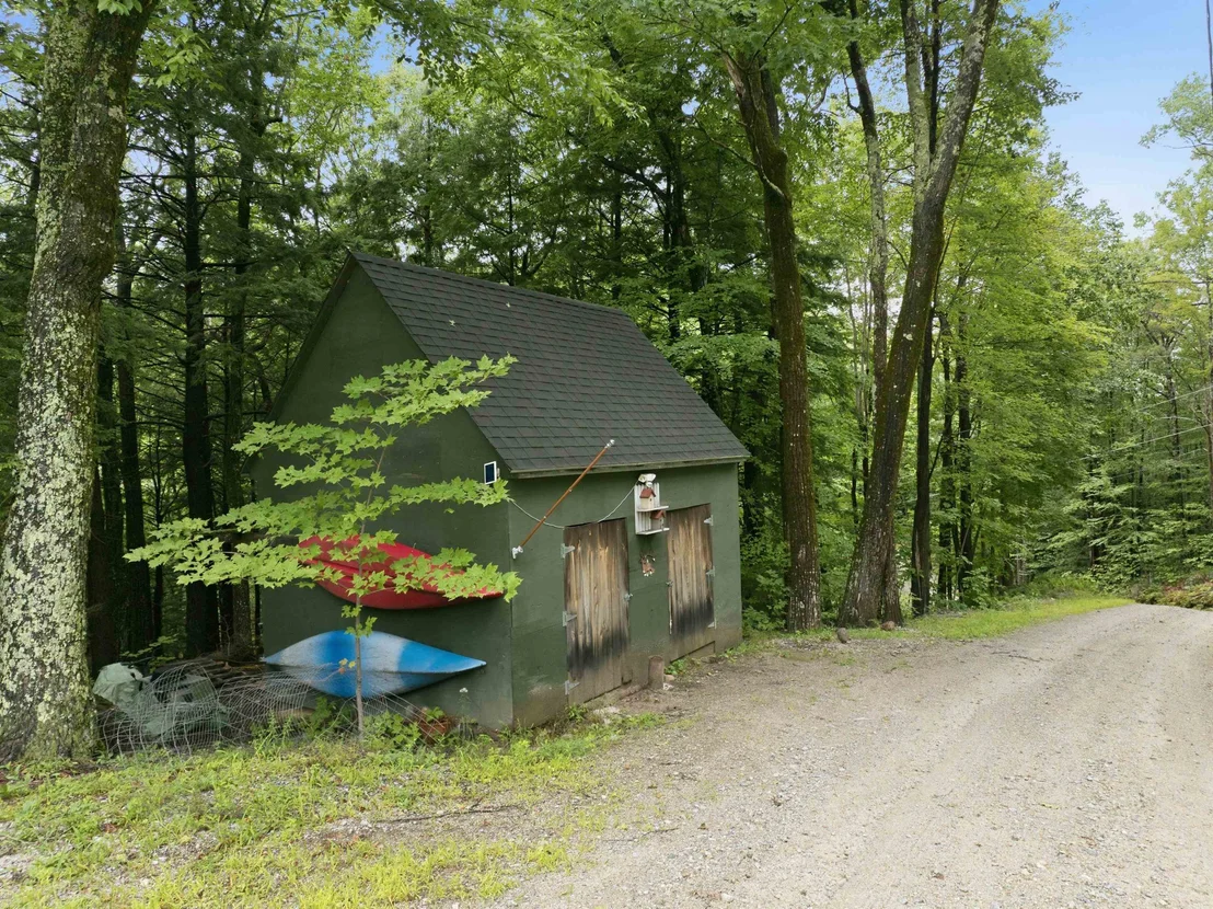 Photo of 125 Cunningham Pond