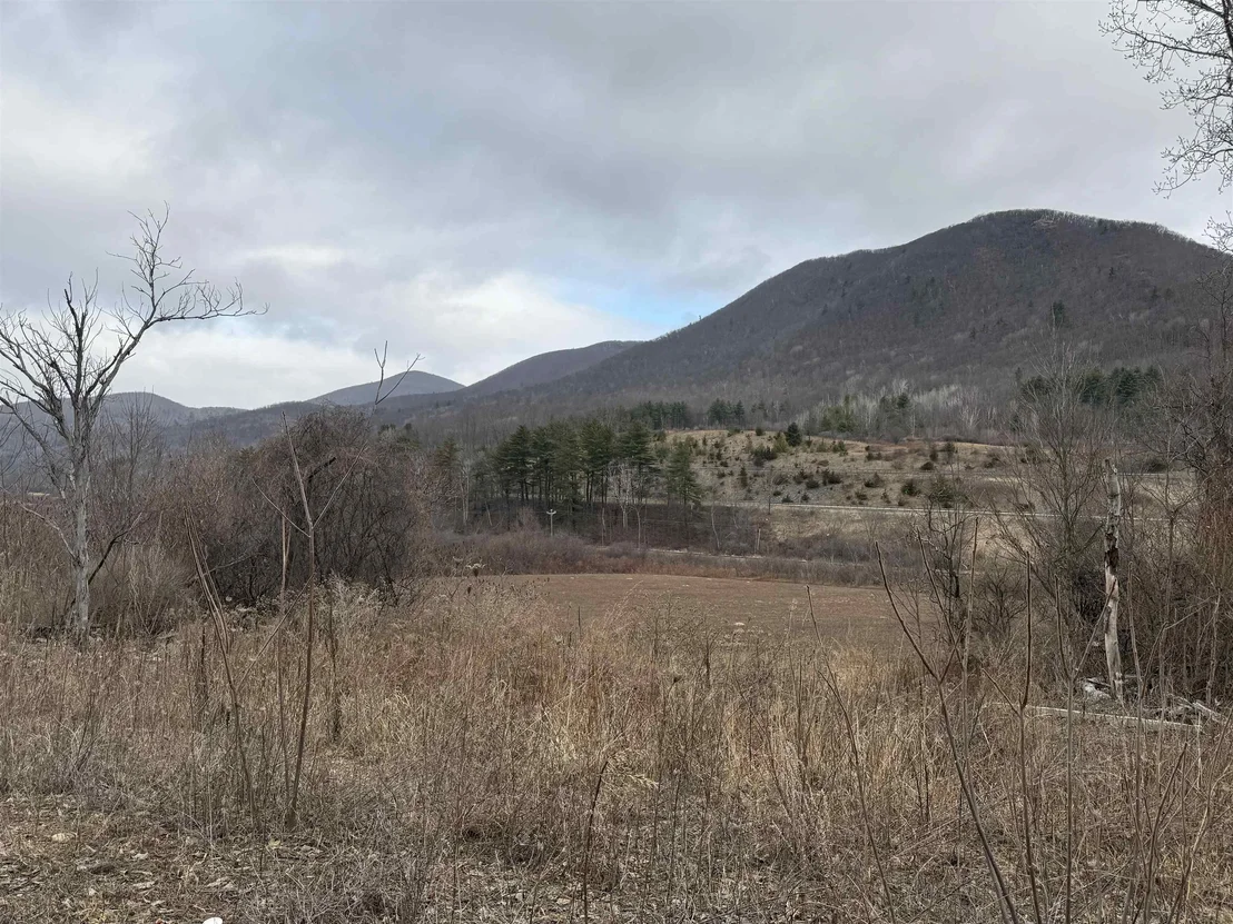 Photo of 00 Castleton