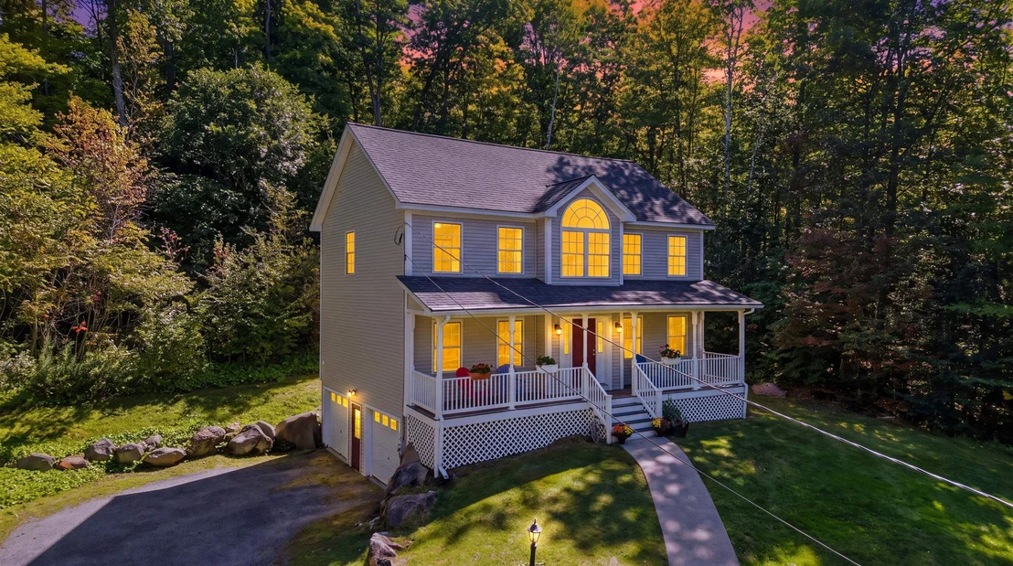 Photo of 298 Stocker Pond