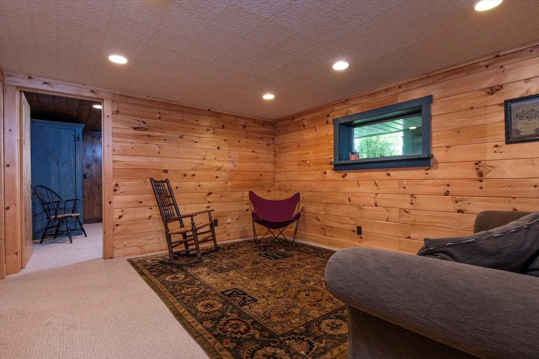 Photo of 365 Timson Hill