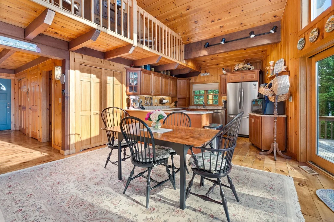 Photo of 164 Fox Run