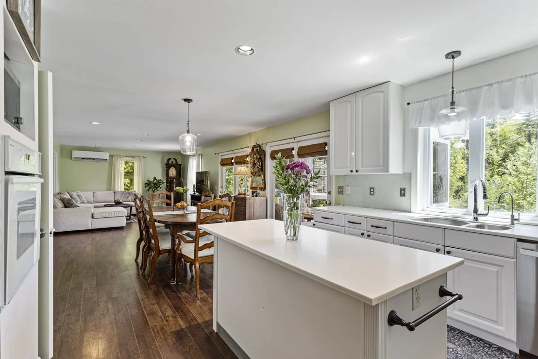 Photo of 15 Kelso