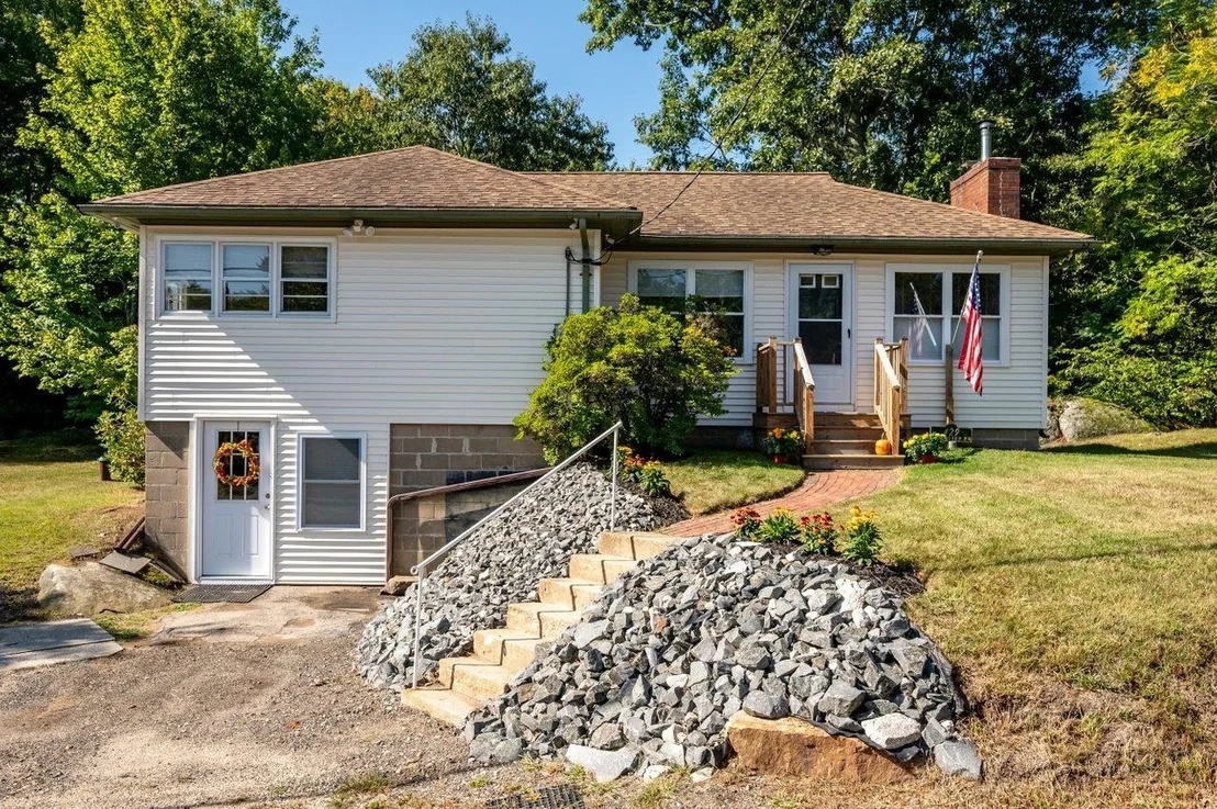Photo of 429 Old Dover